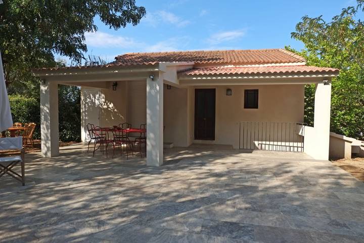 Gîte pour 10 personnes, avec jardin ainsi que piscine et terrasse, animaux acceptés dans Haute-Corse - 4