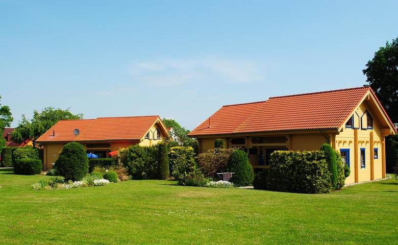 Ferienhaus für 7 Personen, mit Balkon und Terrasse sowie Garten und Sauna in Ducherow