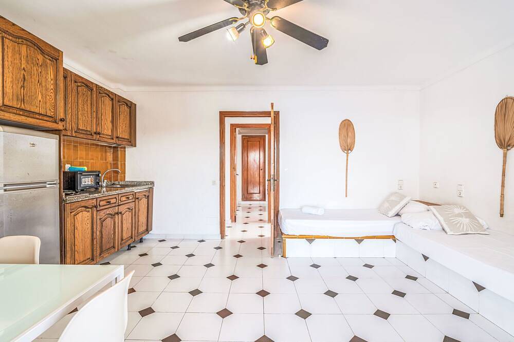Entire apartment, Es Grop Vista Mar in S'Arenal Petit, Sant Joan de Labritja