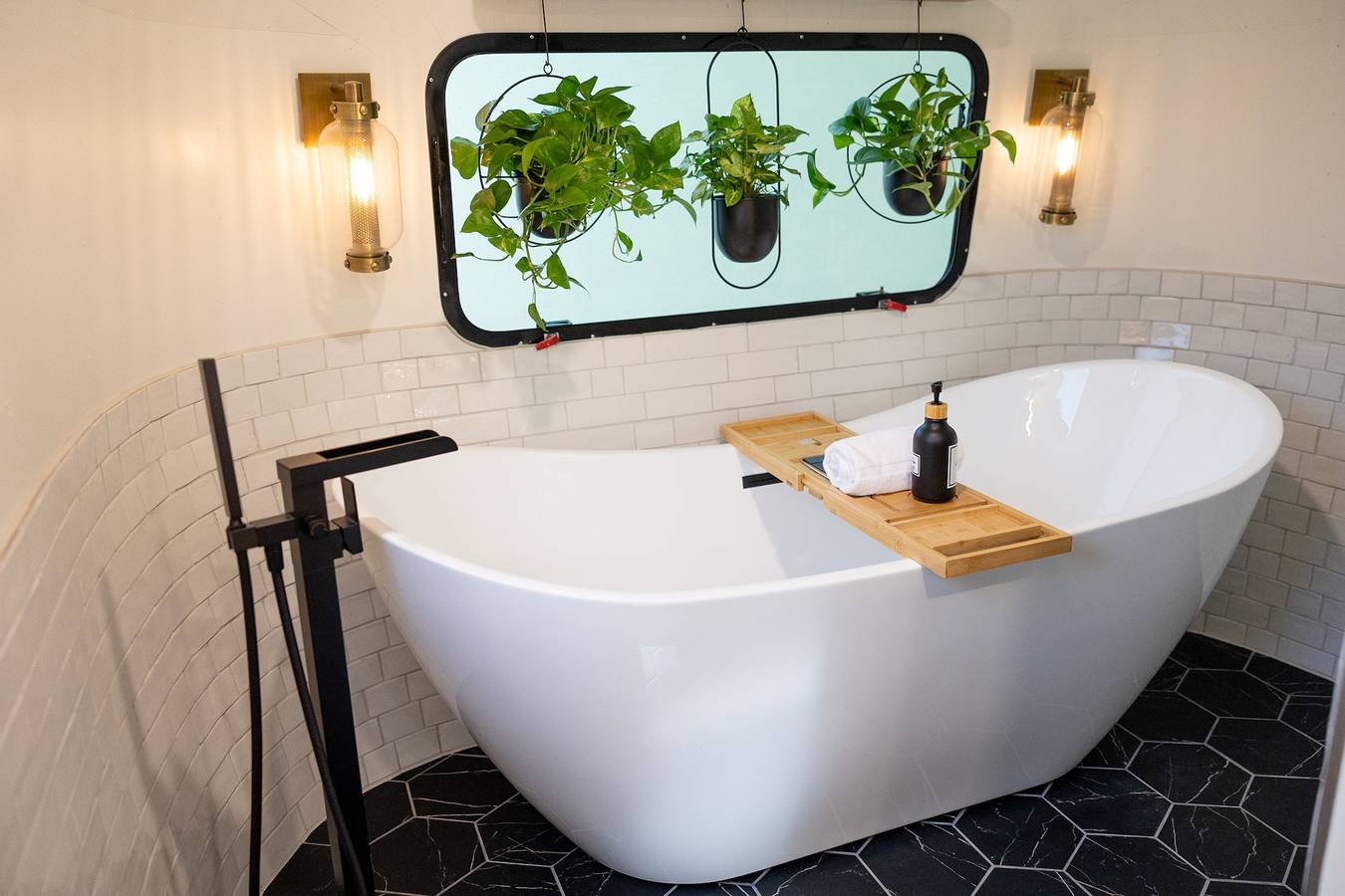 Glamping for 2 Guests in Pisgah Forest, Blue Ridge Mountains