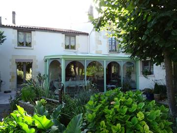 Chambre d’hôte pour 2 personnes, avec jardin à Pont-l'Abbé-d'Arnoult
