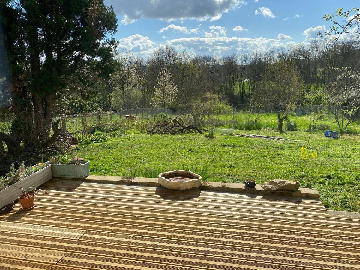 Appartement entier, One-Bedroom Apartment in Saint-Germain-au-Mont-d'Or, Lyon et ses environs