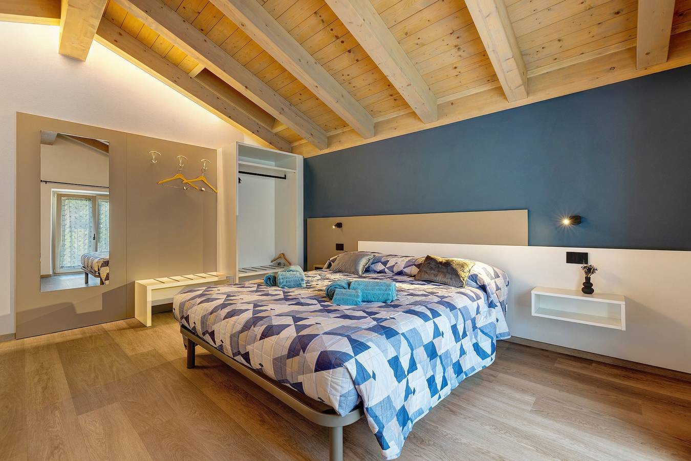 Ferienhaus 'Appartamento Indaco' mit Bergblick, privater Terrasse und Wi-Fi in Tremosine, Gardasee-Berge