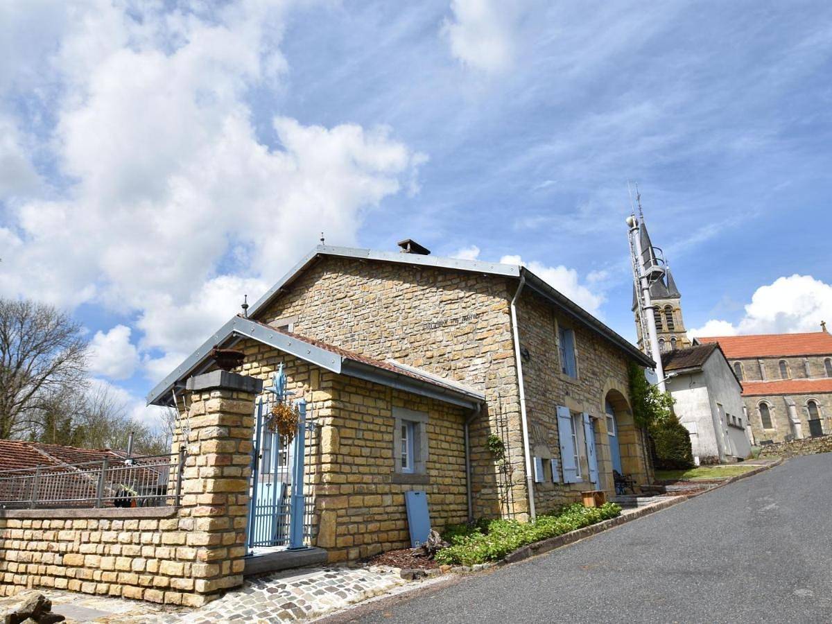 Authentic holiday home in the Champagne region in Laferté-sur-Amance, Haute-Marne