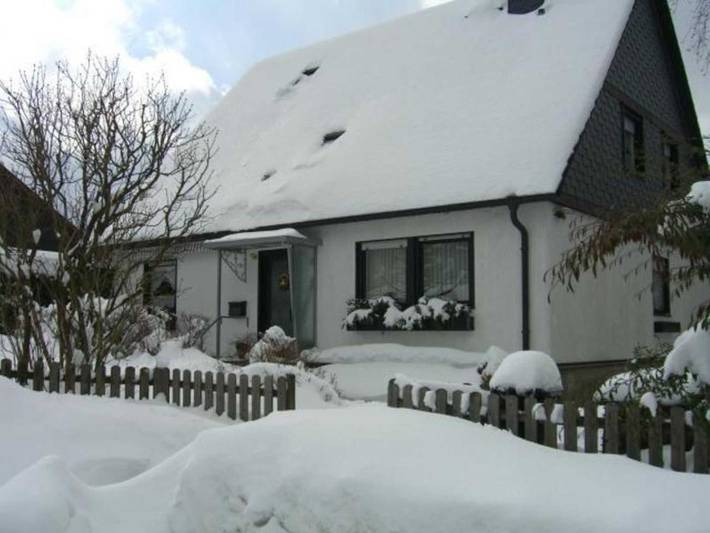 Ferienwohnung für 2 Personen, mit Terrasse und Garten, kinderfreundlich in Clausthal-Zellerfeld
