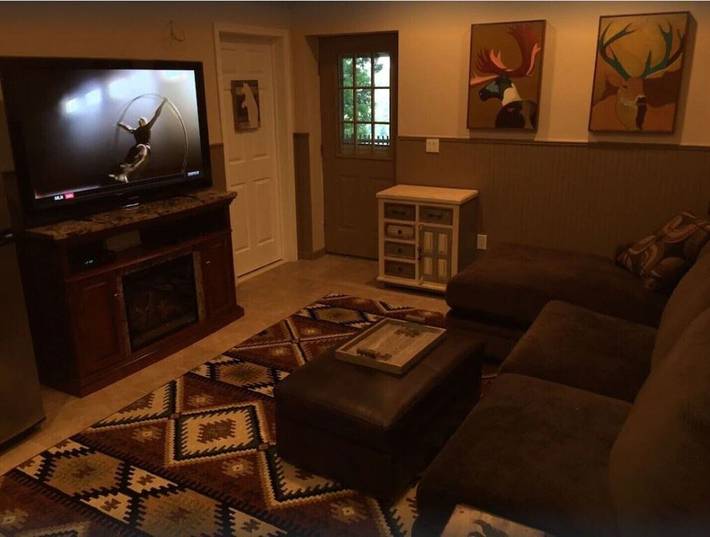 Chalet für 11 Personen, mit Terrasse und Pool sowie Kinderpool - 1