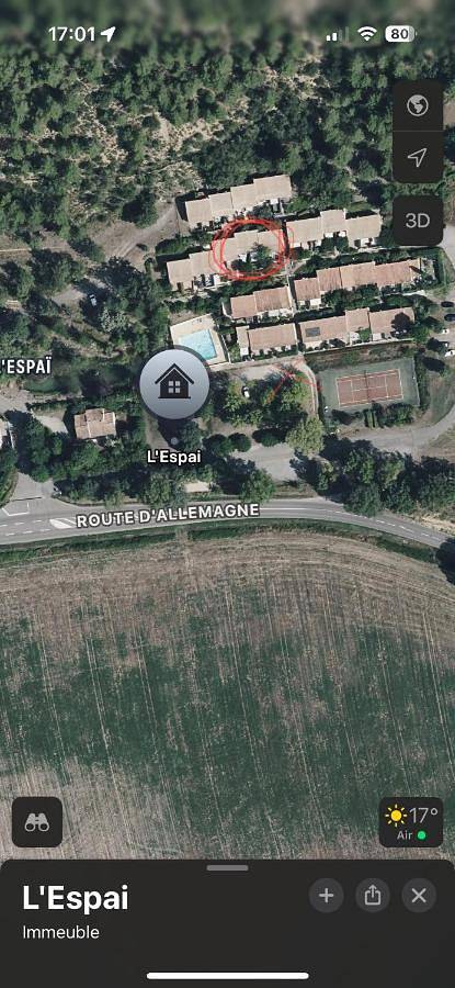 Location de vacances pour 4 personnes, avec terrasse ainsi que piscine et vue à Saint-Martin-de-Brômes