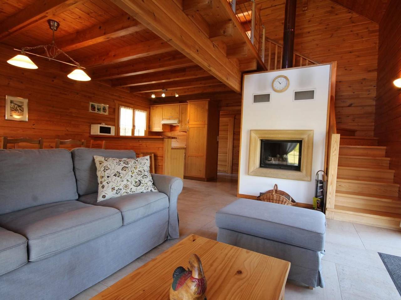 Geräumiges Chalet im Morvan mit Kamin und Teich, Haustiere erlaubt in Gouloux, Naturpark Morvan