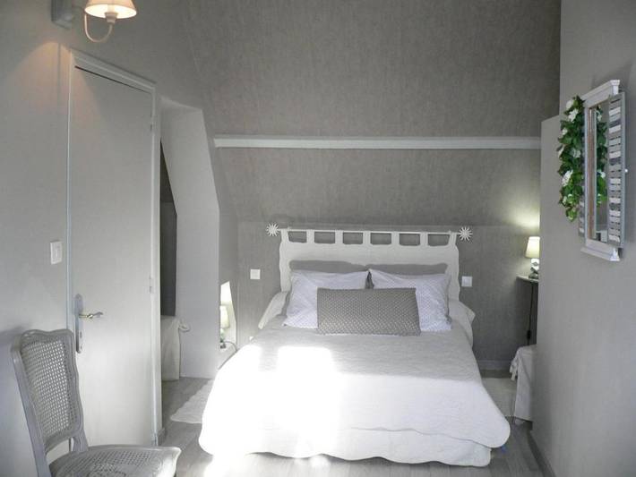 Location de vacances pour 6 personnes, avec terrasse et jardin à Cherveix-Cubas - 3