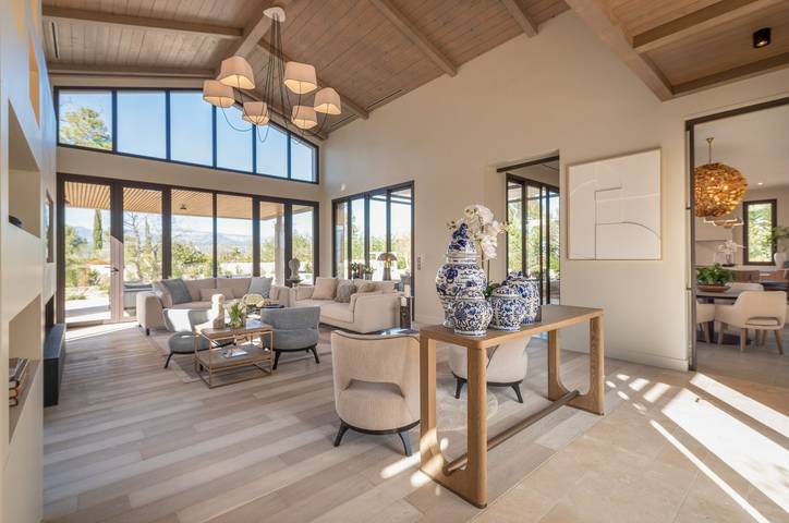 Location de vacances pour 8 personnes, avec terrasse et jardin à Tourrettes - 3