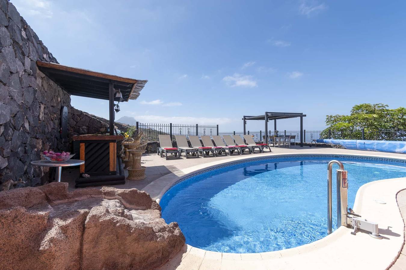 Villa El Mirador 6 Bedrooms in Barrio Los Menores, Adeje