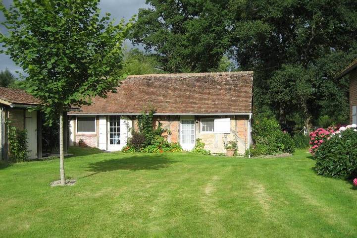Gîte pour 2 personnes, avec jardin à Saint-Viâtre - 3