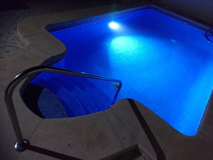 Villa pour 3 personnes, avec jardin et vue ainsi que balcon et piscine à Rojales - 2