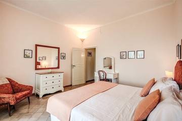 Villa With Pool for 5 People in Sorrento, Tyrrhenian Coast Campania, Photo 2