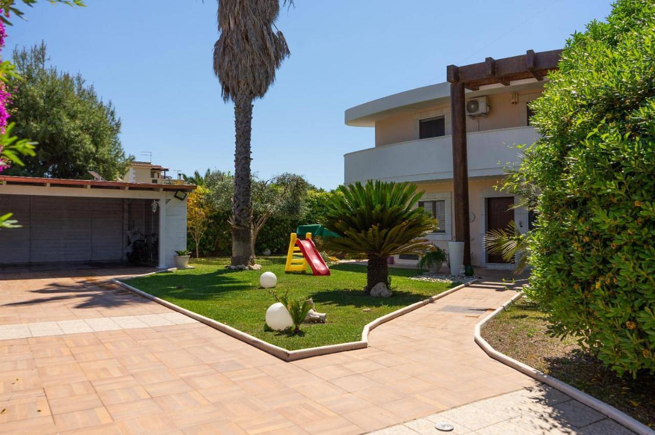 Villa Damare in Praia A Mare Taranto, Taranto