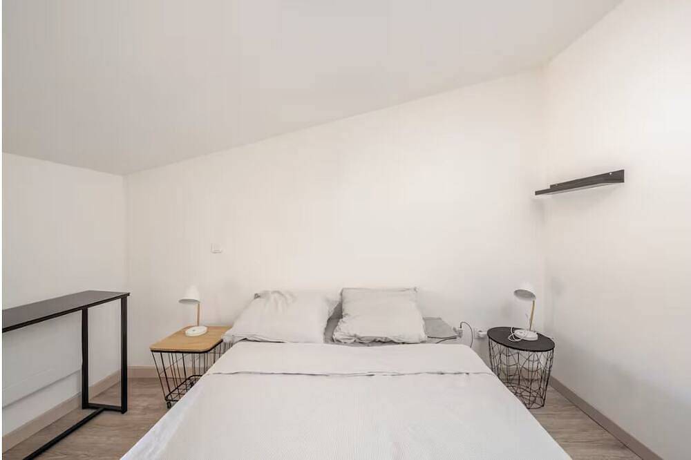 Entire apartment, Le Patio de la Cèze in Bagnols-sur-Cèze, Nimes region