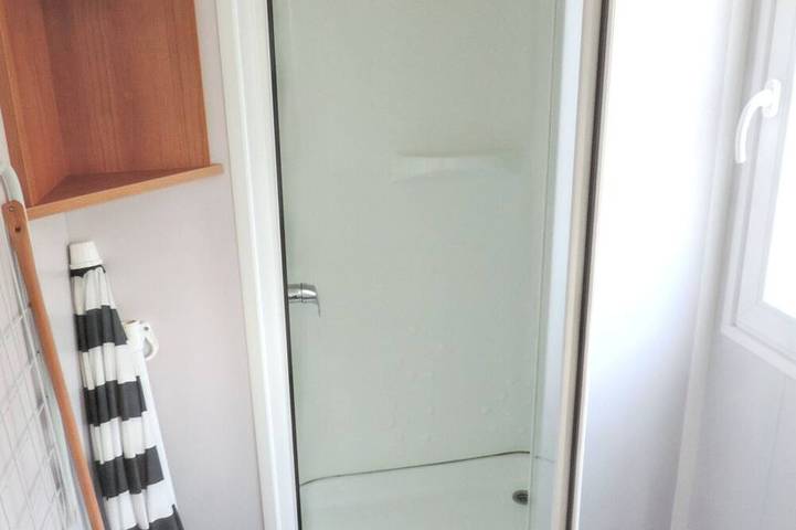 Location de vacances pour 6 personnes, avec piscine et jardin, animaux acceptés à Rochechouart - 4