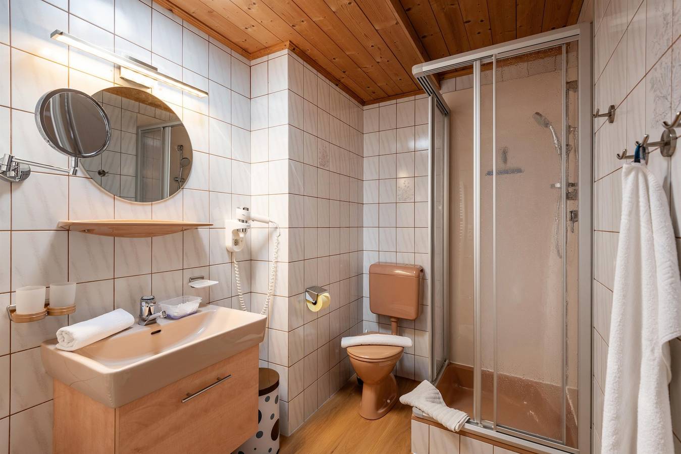 Ganze Ferienwohnung, Apt. 2: 46 m² in Tuxer Alpen, Fügen