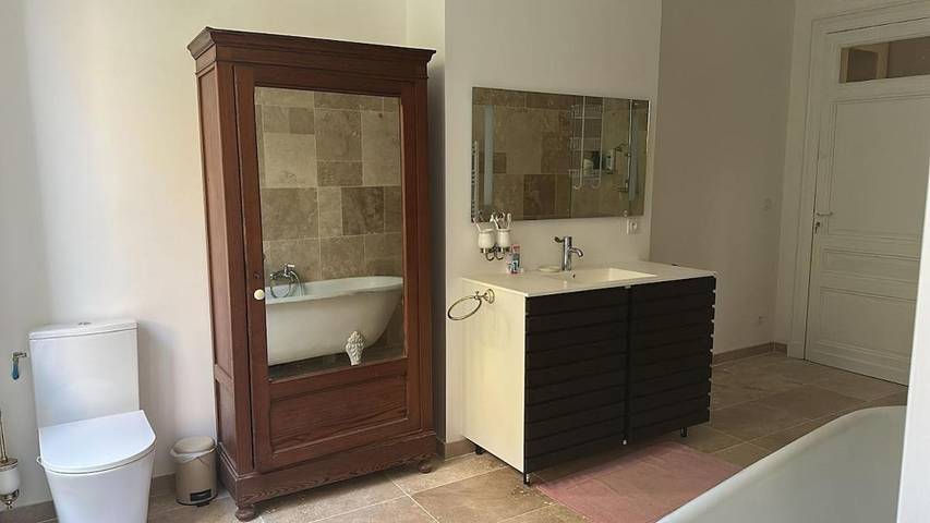 Location de vacances pour 13 personnes, avec vue et balcon à Virsac - 3