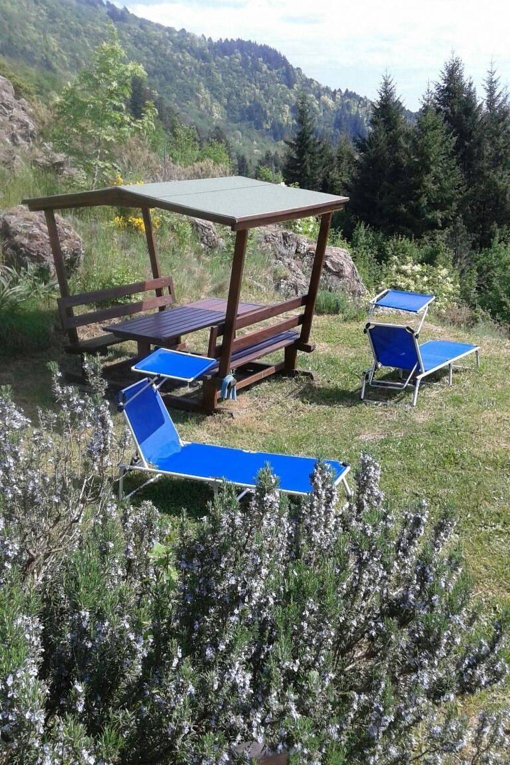 Ganze Wohnung, Wohnung in Borzonasca mit Garten und Grill in Borzonasca, Regionaler Naturpark Aveto