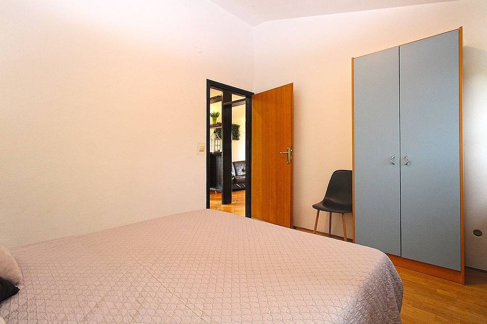 Ganze Wohnung, Ferienwohnung 1619/16664 (Istrien - Banjole), 300m vom Strand in Vinkuran, Südküste Istrien