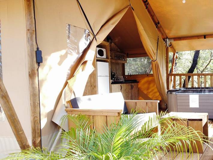 Camping Charlemagne - Safarizelt 4 personen - Eco-Lodge Woody 2 Zimmer in Grimaud, Mittelmeerküste (Frankreich)