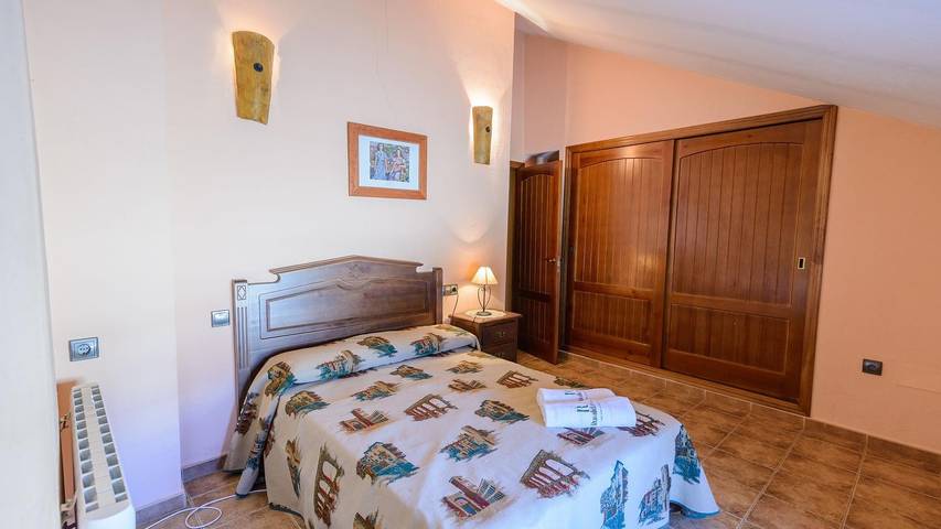 Chalet para 14 personas, con jacuzzi y balcón/terraza en Sierra de Cazorla - 4