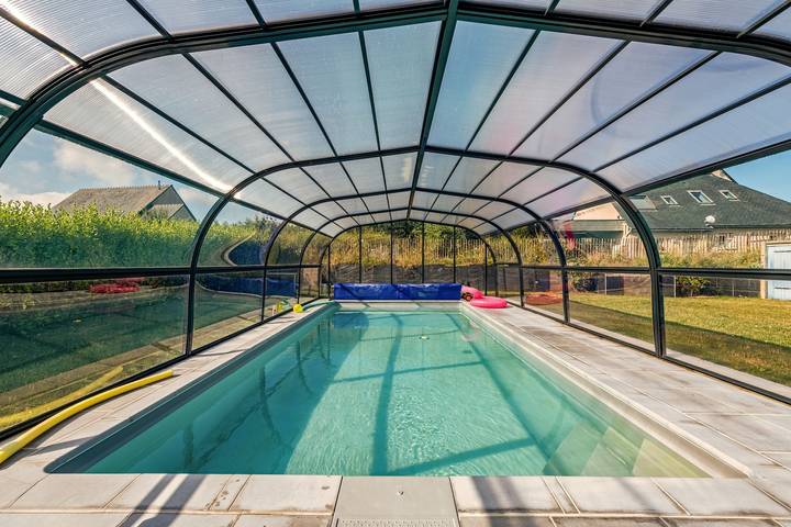 Maison de vacances 'Ti Braz Magnifique Maison Piscine' avec vue sur la mer, piscine privée et Wi-Fi in Plouguerneau, Région de Brest