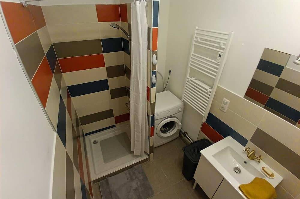 Entire apartment, Gite du Piou in Bourgs sur Colagne, Mende region