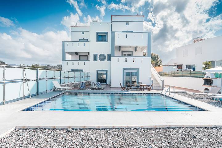Maison de vacances pour 10 personnes, avec Balcon et Jardin dans Rhodes