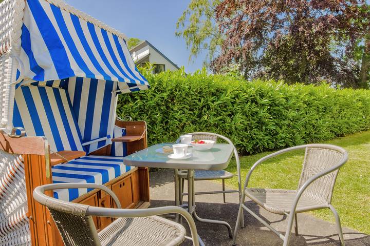 Ferienhaus mit Meerblick für 4 Personen, mit Terrasse und Garten sowie Ausblick in Heiligenhafen - 3