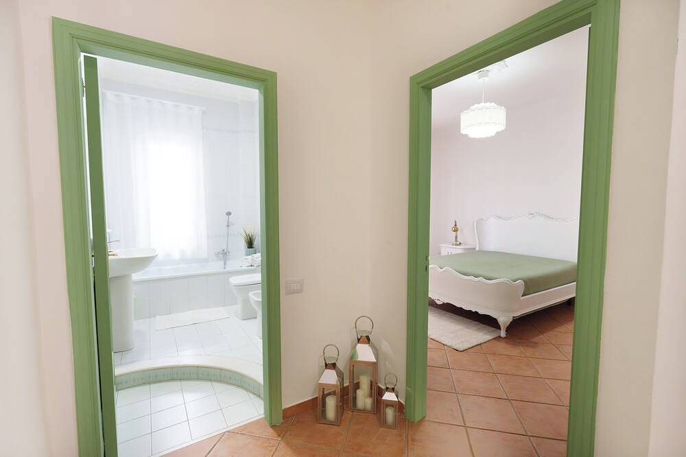 Appartement entier, House Marisa in Casoria, Province de Naples