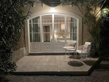 Location de vacances pour 2 personnes, avec piscine et jardin à Montecatini-Terme