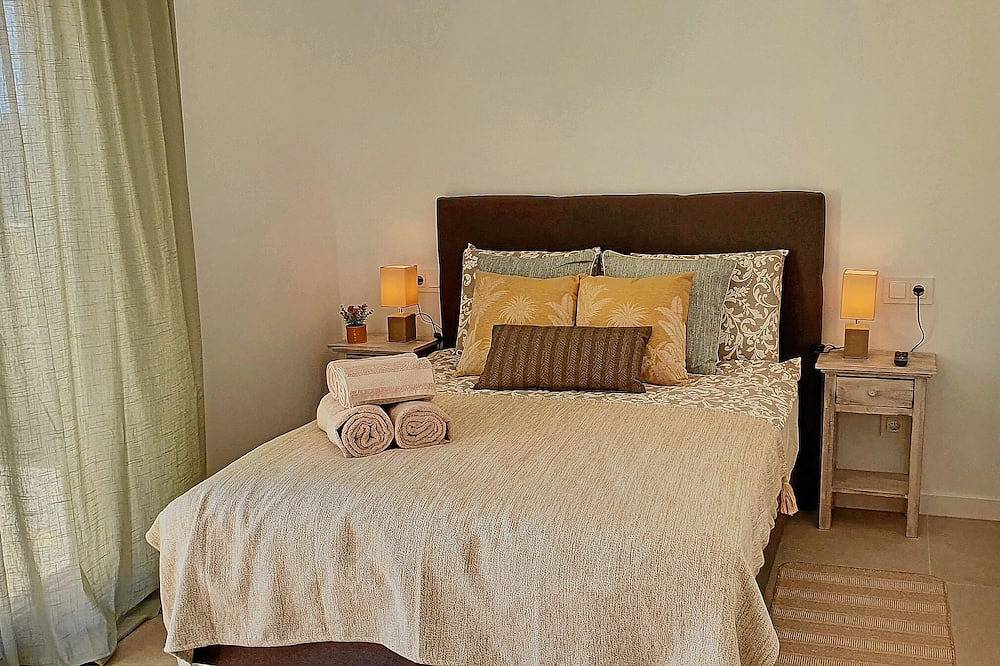 Vacation home with pool and beautiful property, just a few minutes' walk from the bay in Cala Pi, Lluchmayor