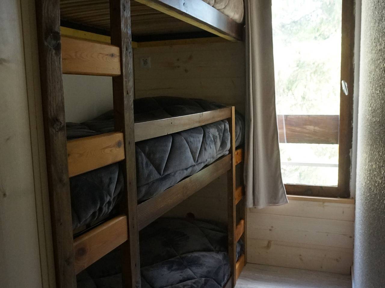 Ganze Wohnung, Renovierte 3-Sterne-Wohnung, Balkon, nahe Skigebiet in Autrans-Méaudre-en-Vercors, Parc naturel régional du Vercors