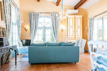 Gîte pour 2 personnes, avec piscine et jardin, animaux acceptés à Loriol-du-Comtat