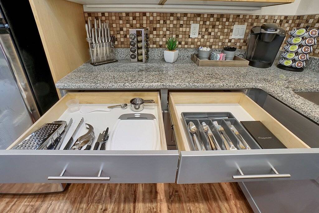 Ganze Wohnung, Innenstadt von Provo | Kingsize-Bett | 300 Mbit / s Wifi | 50 \"4Ktv | Walk Score 90 in Provo, Utah Lake