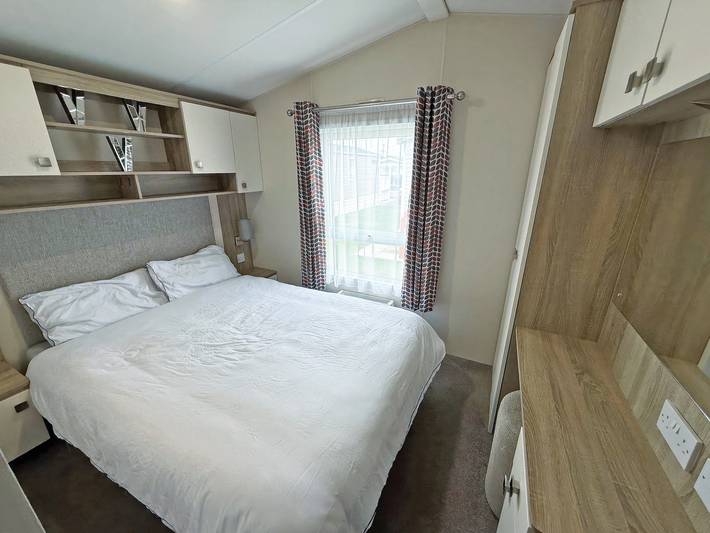 Palm Grove 183 - Ukc9561 in Skegness, Lincolnshire