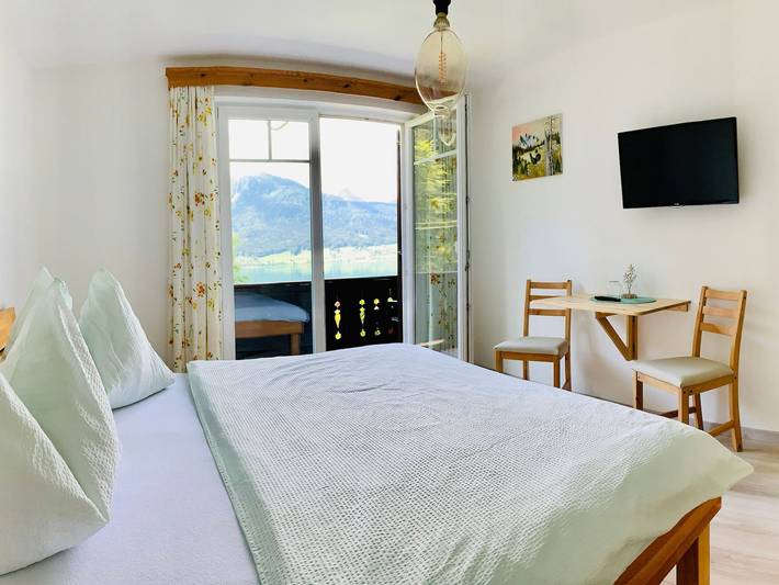 Ferienwohnung für 2 Personen, mit Seeblick und Garten sowie Ausblick in Sankt Wolfgang im Salzkammergut - 2