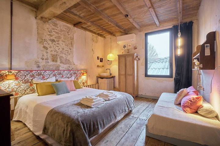 Location de vacances pour 10 personnes, avec Jacuzzi ainsi que Terrasse et Jardin à Castillon-la-Bataille - 2