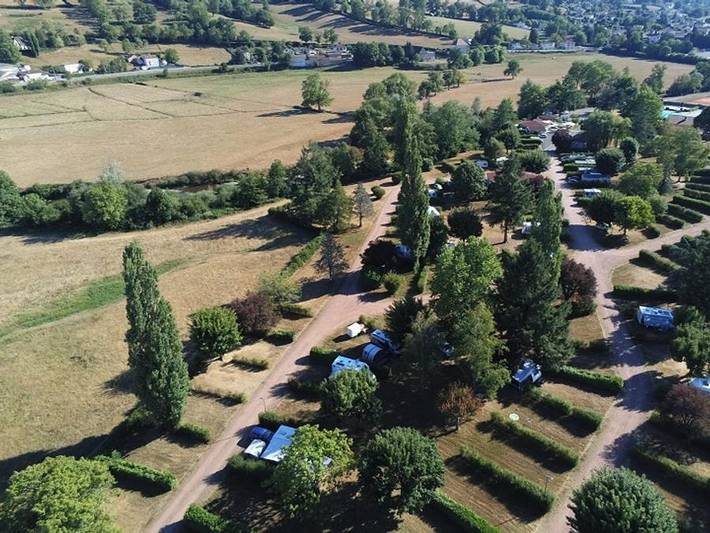 Camping de Charlieu - Chambre 2 personnes - Hôtelière in Charlieu, Région de Roanne