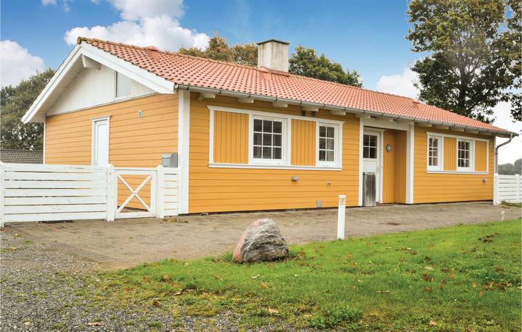Ferienhaus mit Meerblick für 8 Personen, mit Terrasse und Garten sowie Whirlpool und Sauna, kinderfreundlich