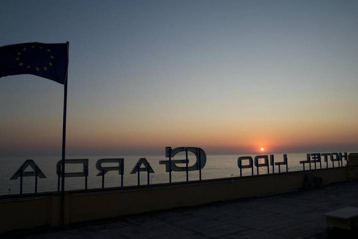 Hotel, z Ogród i Basen w Anzio