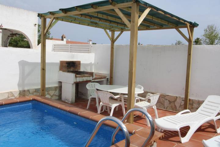 Chalet para 4 personas, con jardín además de terraza y vistas, Se admiten mascotas en Delta del Ebro - 3