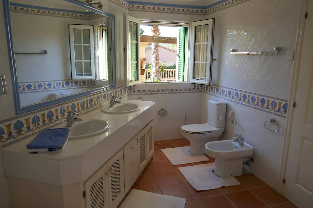 Wunderschöne, charmante Luxus Villa mit Palmgarten in Puerto d' Andratx in Port d'Andratx, Andratx