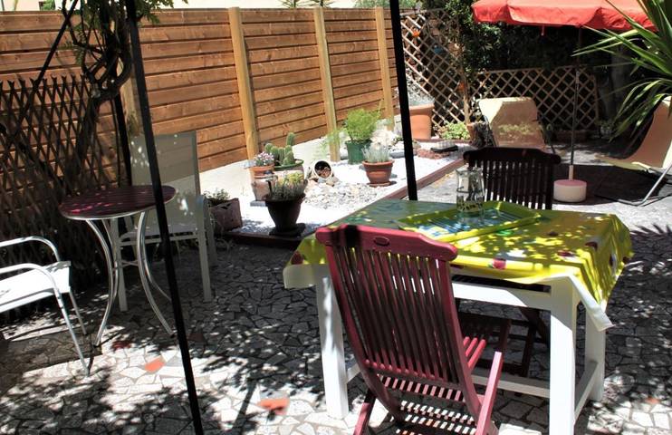 Appartement de vacances pour 2 personnes, avec vue et jardin