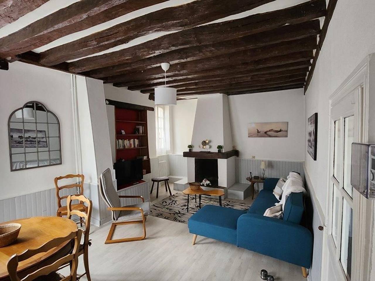 Casa histórica de 2 hab., centro de Joigny, equipamiento moderno in Joigny, Auxerre region