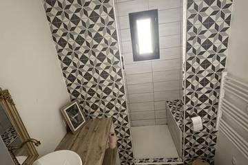 Maison De Vacances pour 5 Personnes dans Bessan, Région de Béziers, Photo 3