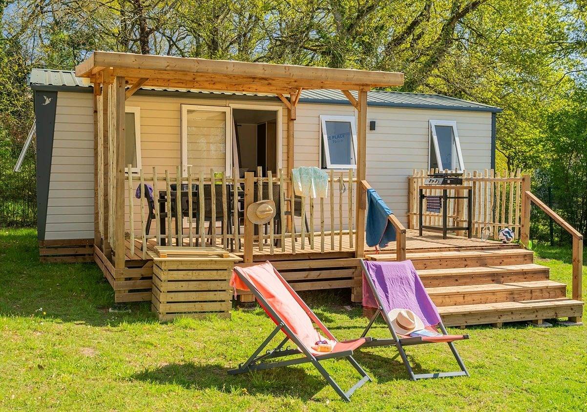 Zecamping 4* - Bord de Lac - Top Parc Aqua - Dog Friendly in Jugon-les-Lacs, Dinan und Umgebung