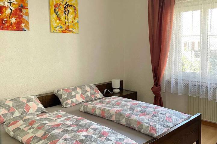 Ferienwohnung für 2 Personen, mit Balkon in Täsch - 2